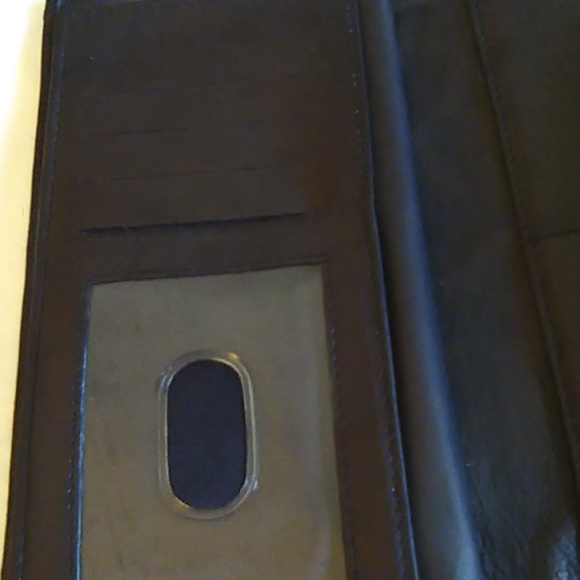 Ladies Genuine Leather Wallet - Picture 5 of 12